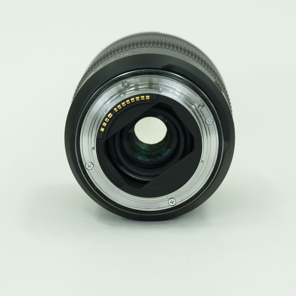 Canon RF24-105mm F4 L IS USM Canon RF24-105mm F4 L IS USM