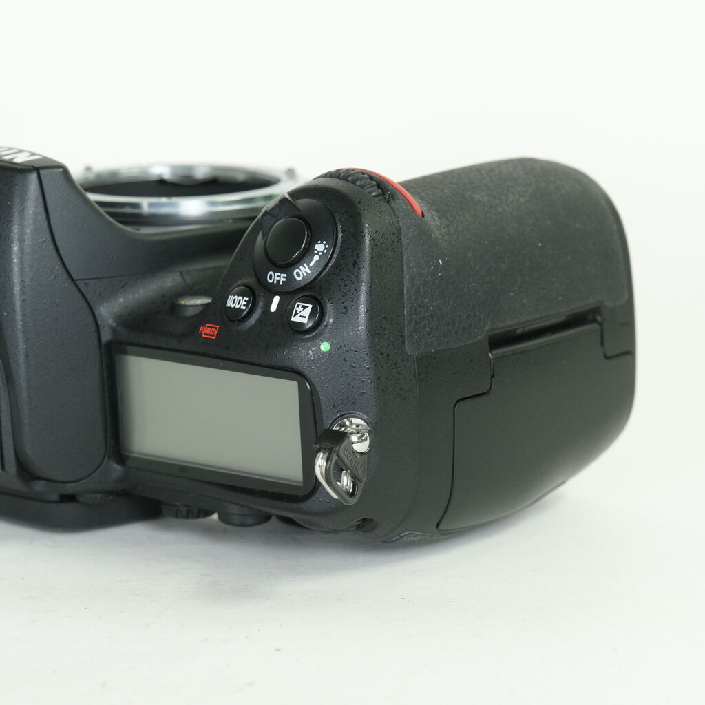 Nikon D300 ボディ