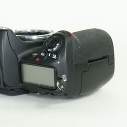 Nikon D300 ボディ