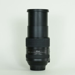 Nikon AF-S DX NIKKOR 18-300mm f/3.5-6.3G ED VR Nikon AF-S DX NIKKOR 18-300mm f/3.5-6.3G ED VR