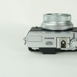FUJIFILM X30 シルバー