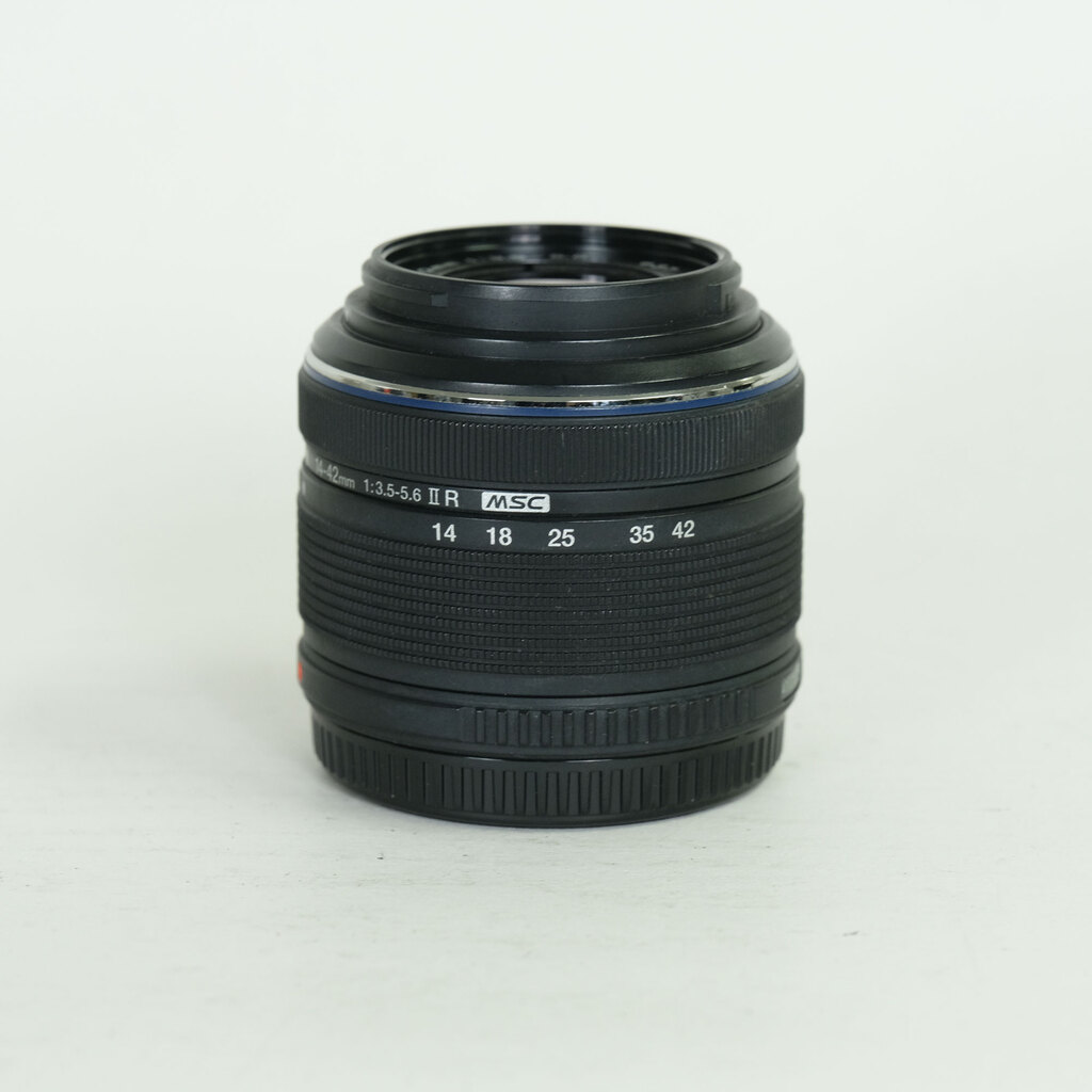 OLYMPUS M.ZUIKO DIGITAL 14-42mm F3.5-5.6IIR ブラック