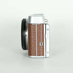 FUJIFILM X-A1 ボディ ブラウン