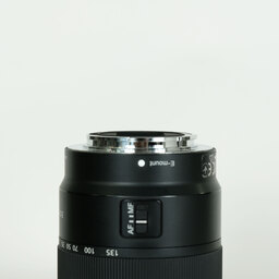SONY E 18-135mm F3.5-5.6 OSS SEL18135