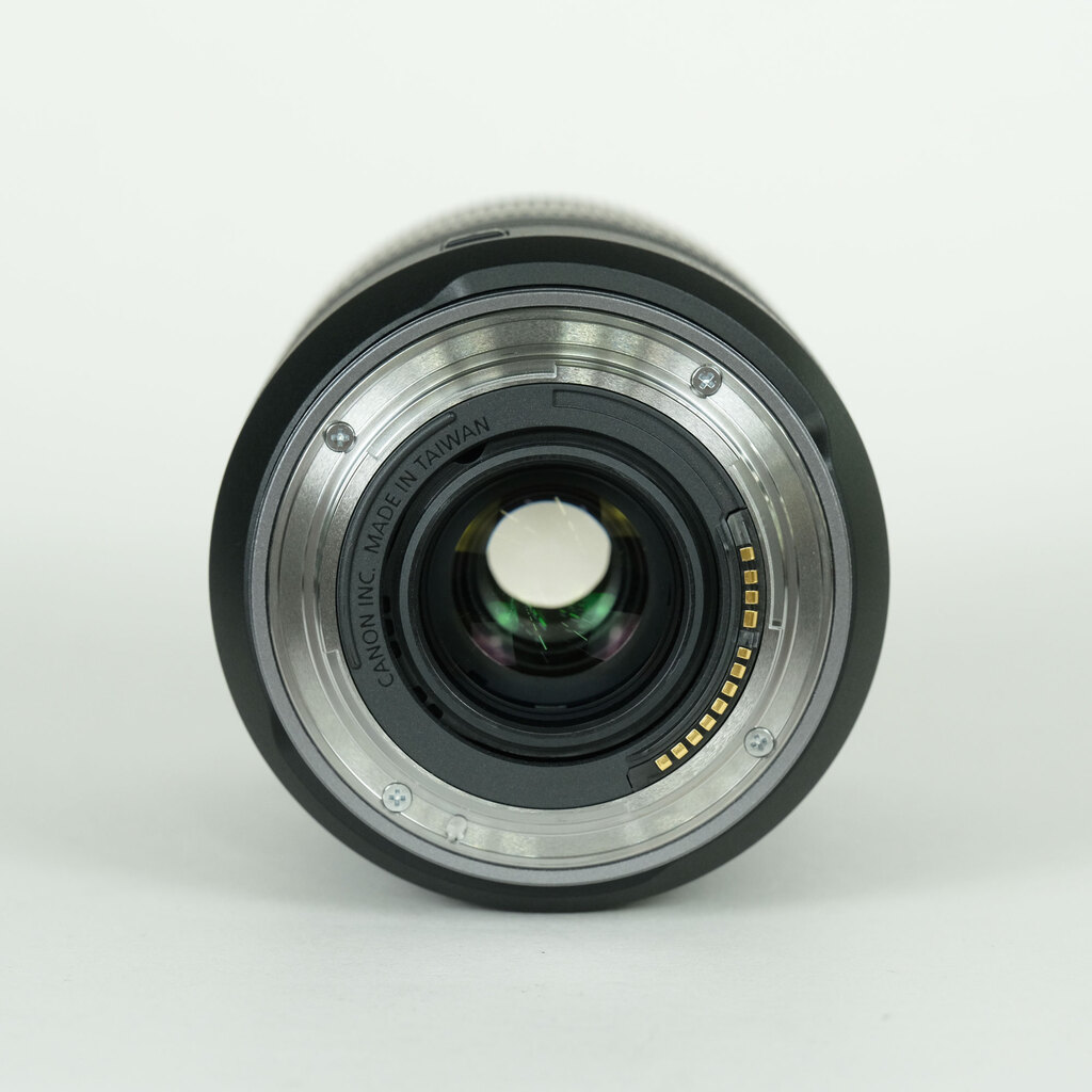Canon RF24-240mm F4-6.3 IS USM Canon RF24-240mm F4-6.3 IS USM