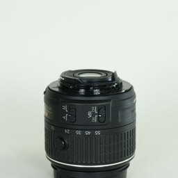 Nikon AF-S DX NIKKOR 18-55mm f3.5-5.6G VR II