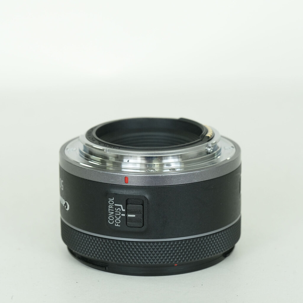 Canon RF50mm F1.8 STM