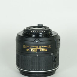 Nikon AF-S DX NIKKOR 18-55mm f3.5-5.6G VR II