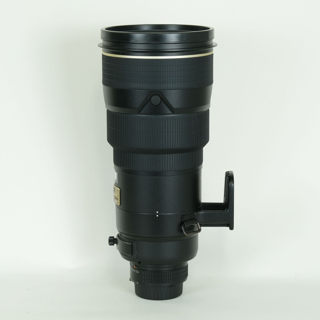 Nikon AF-S ED 300mm F2.8D II ブラック