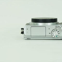 Nikon Nikon1 J5 ボディ シルバー Nikon Nikon1 J5 ボディ シルバー