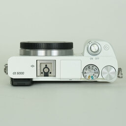 SONY α6000（ILCE-6000）