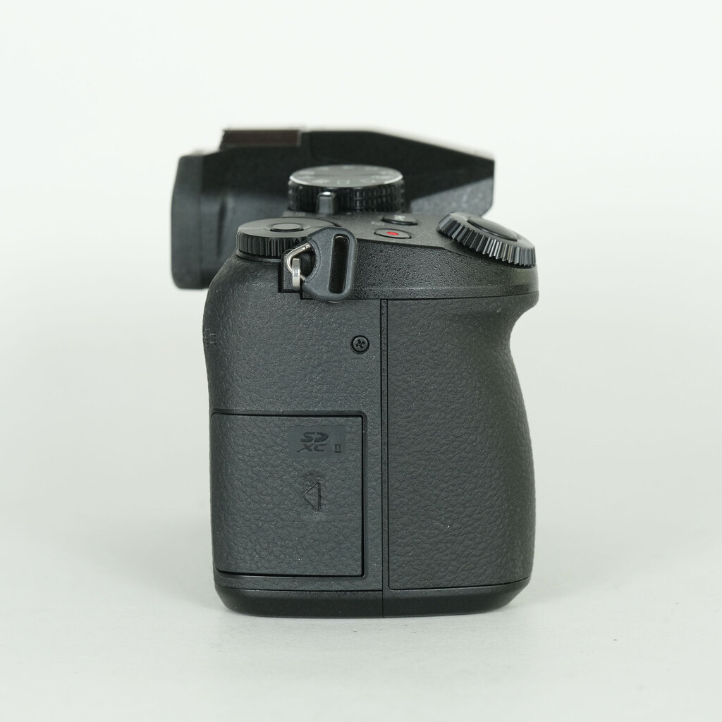 Panasonic LUMIX DMC-G8 Panasonic LUMIX DMC-G8