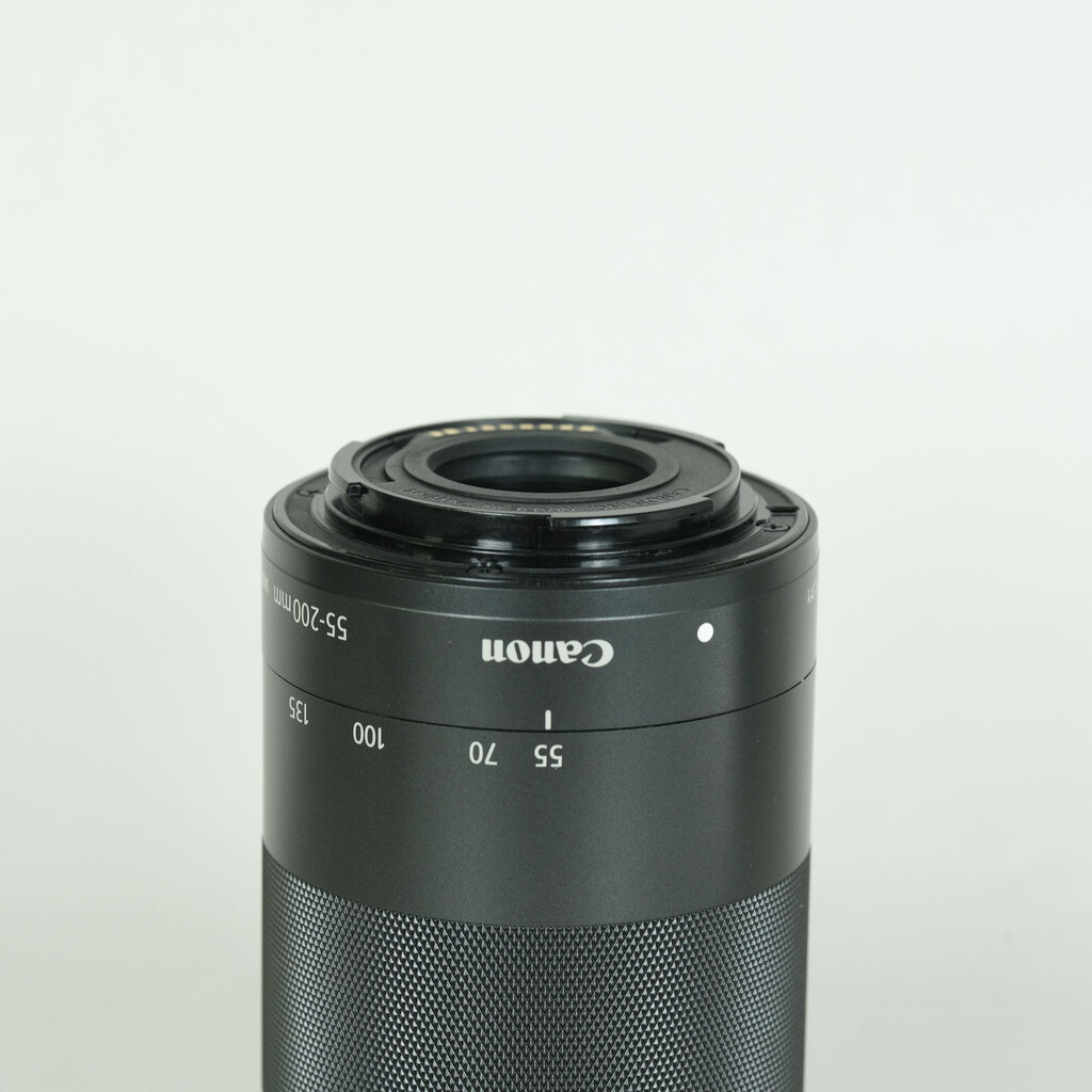 Canon EF-M55-200mm F4.5-6.3 IS STM