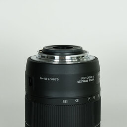 Canon EF-S18-135mm F3.5-5.6 IS USM