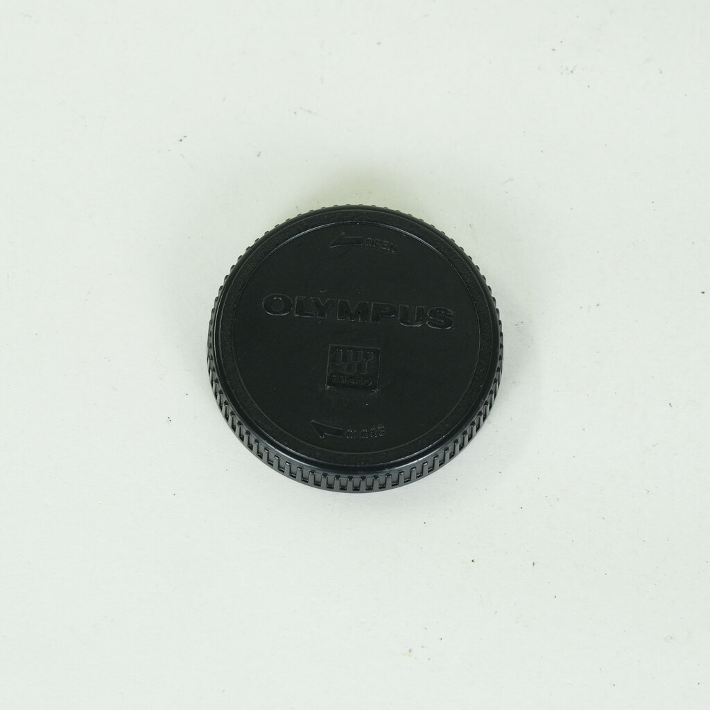 OLYMPUS M.ZUIKO DIGITAL 17mm F2.8 シルバー