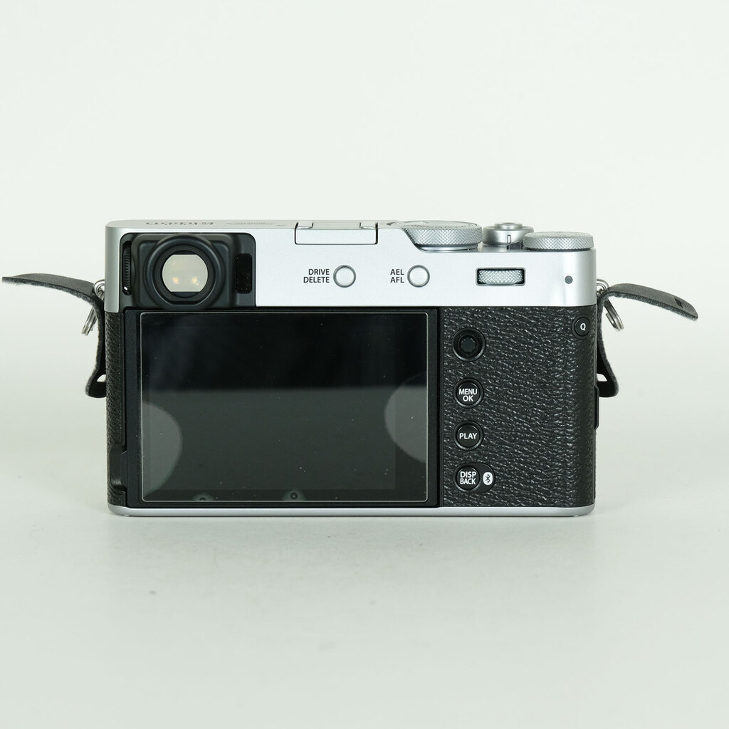 FUJIFILM X100VI