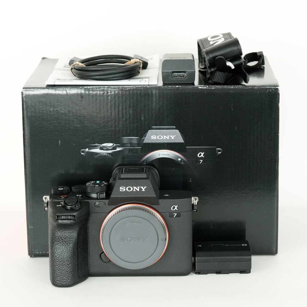 SONY α7 IV(ILCE-7M4) SONY α7 IV(ILCE-7M4)