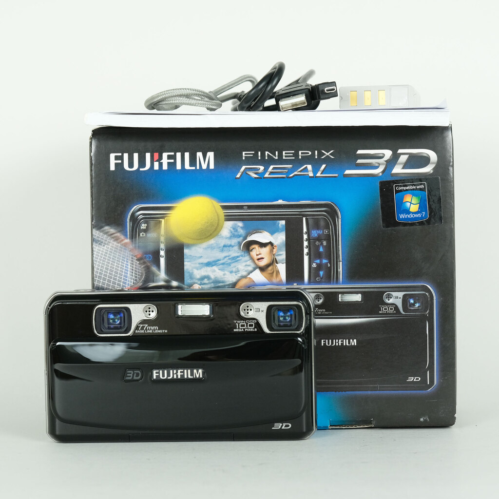 #3265 FINEPIX REAL 3D W1 FUJIFILM 3D映像撮影 FUJIFILM FinePix REAL 3D W1の出品 | ONE SCENE（ワンシーン）