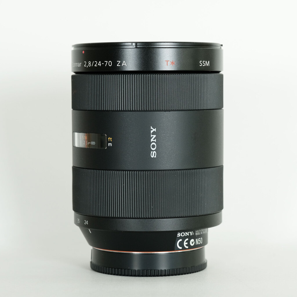 SONY Vario-Sonnar T* 24-70mm F2.8 ZA SSM SAL2470Z