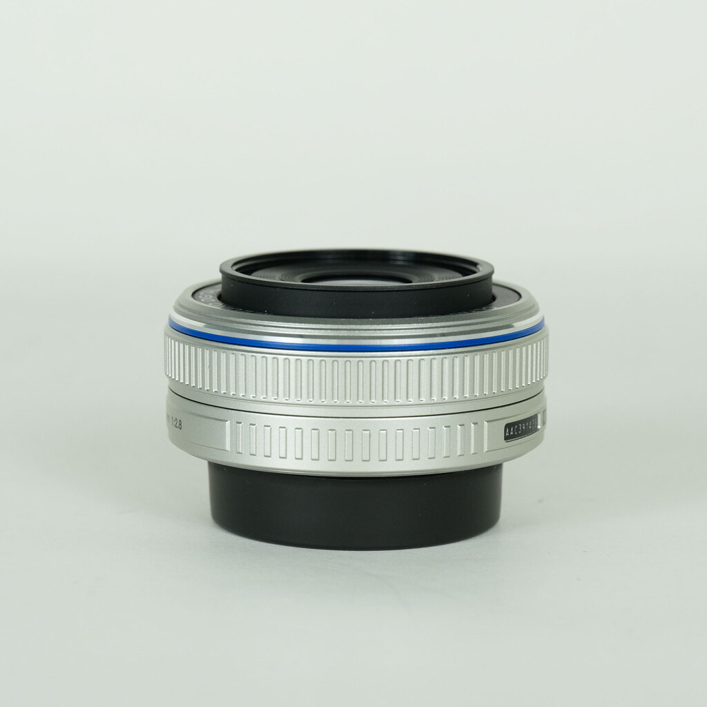 OLYMPUS M.ZUIKO DIGITAL 17mm F2.8 シルバーの出品 | ONE SCENE（ワン