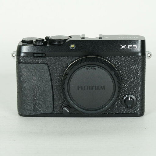FUJIFILM X-E3 XF18-55mm レンズキット+ MCEX-11 FUJIFILM X-E3を徹底