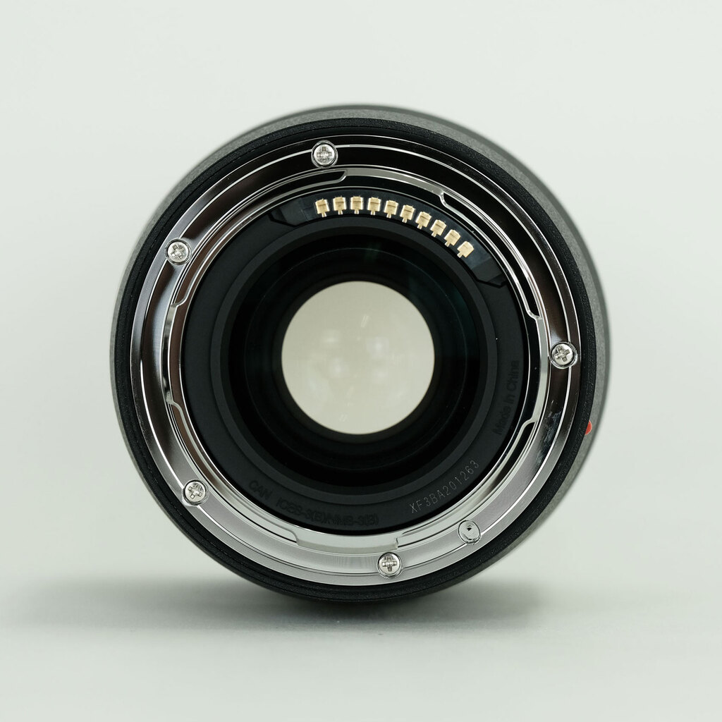 Panasonic LUMIX S 50mm F1.8 Panasonic LUMIX S 50mm F1.8