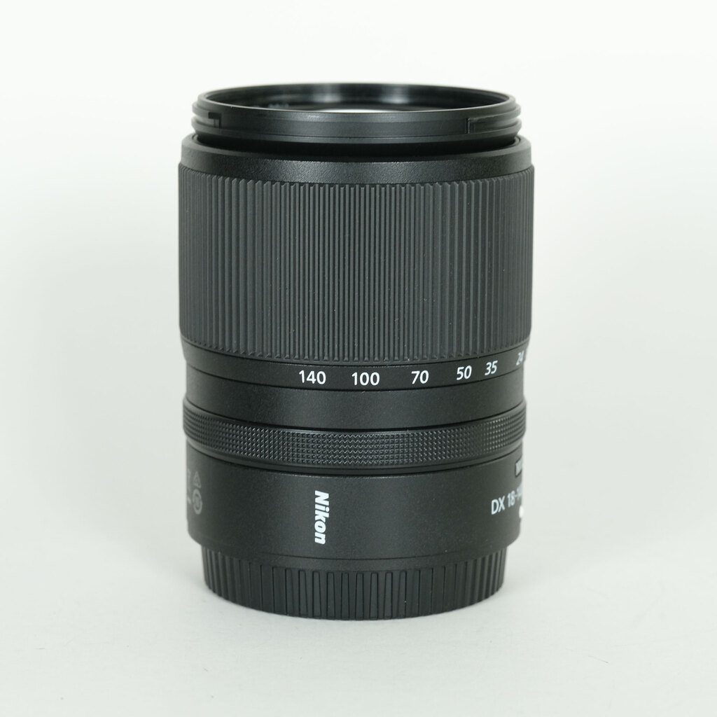 Nikon NIKKOR Z DX 18-140mm f/3.5-6.3 VR Nikon NIKKOR Z DX 18-140mm f/3.5-6.3 VR