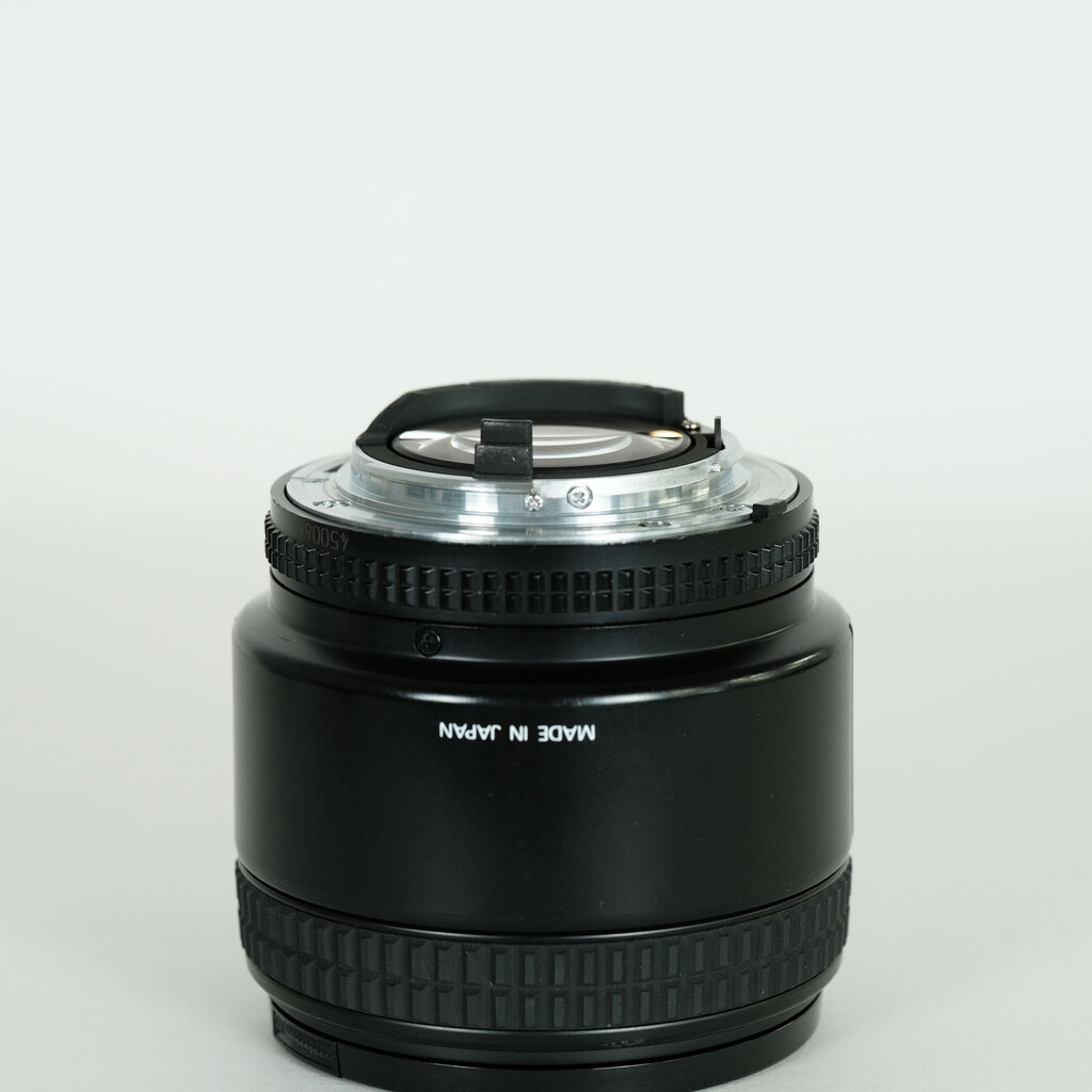 Nikon Ai AF Nikkor 85mm f/1.8D