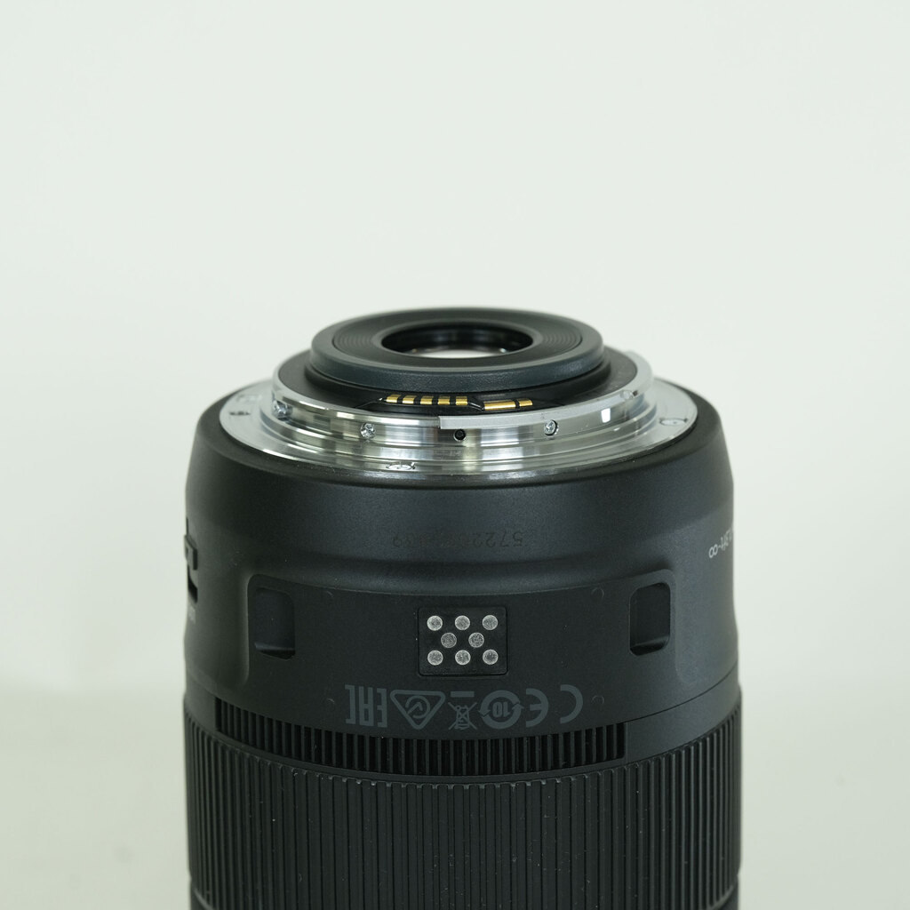 Canon EF-S18-135mm F3.5-5.6 IS USM