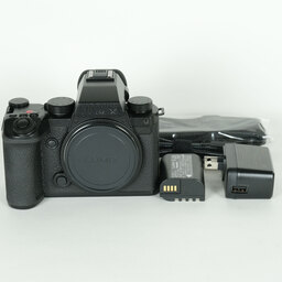 Panasonic LUMIX S5IIX ボディ DC-S5M2X ブラック