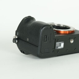 SONY α7 III（ILCE-7M3）