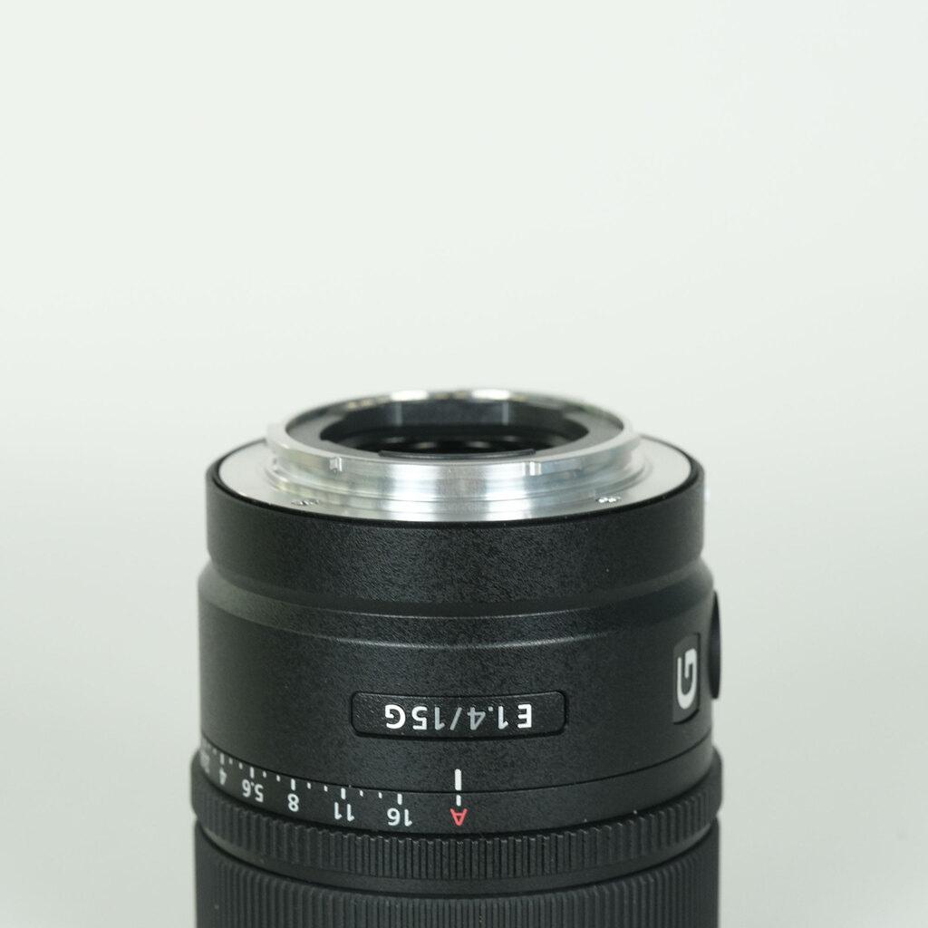 SONY E 15mm F1.4 G SEL15F14Gの出品 | ONE SCENE（ワンシーン）
