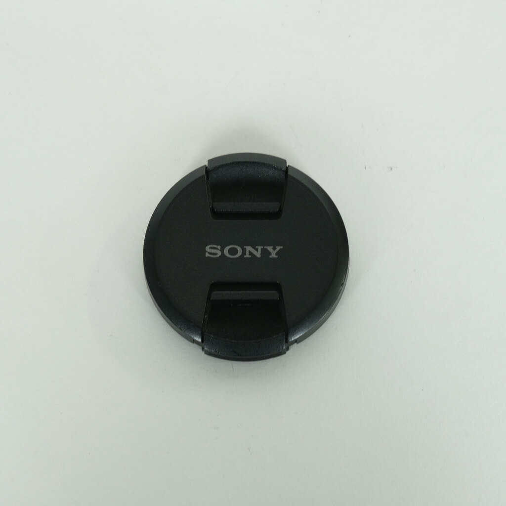 SONY E 11mm F1.8 SEL11F18