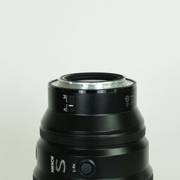Nikon NIKKOR Z 135mm f/1.8 S Plena