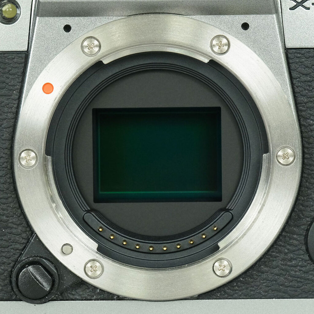 FUJIFILM X-T30