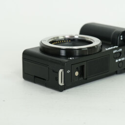 SONY VLOGCAM ZV-E10
