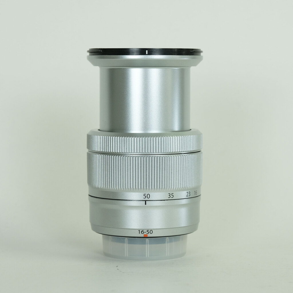FUJIFILM フジノン XC16-50mm F3.5-5.6 OIS シルバー FUJIFILM フジノン XC16-50mm F3.5-5.6 OIS シルバー