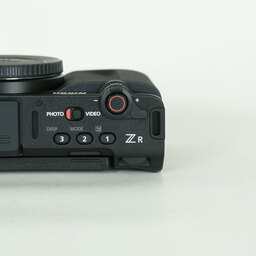 Nikon ZR