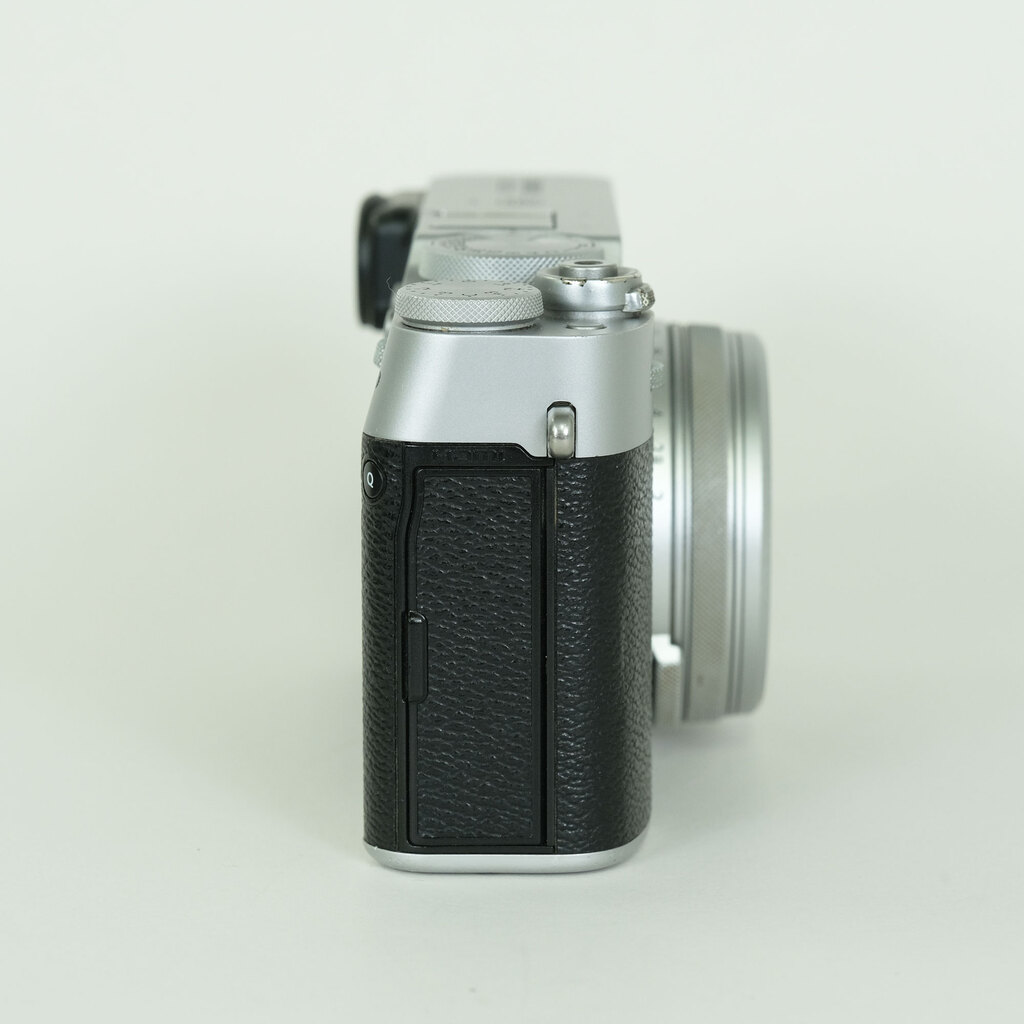 FUJIFILM X100V シルバー FUJIFILM X100V シルバー