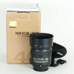 Nikon AF-S DX Micro NIKKOR 40mm f/2.8G