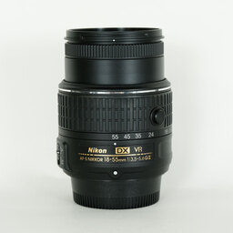 Nikon AF-S DX NIKKOR 18-55mm f3.5-5.6G VR II Nikon AF-S DX NIKKOR 18-55mm f3.5-5.6G VR II