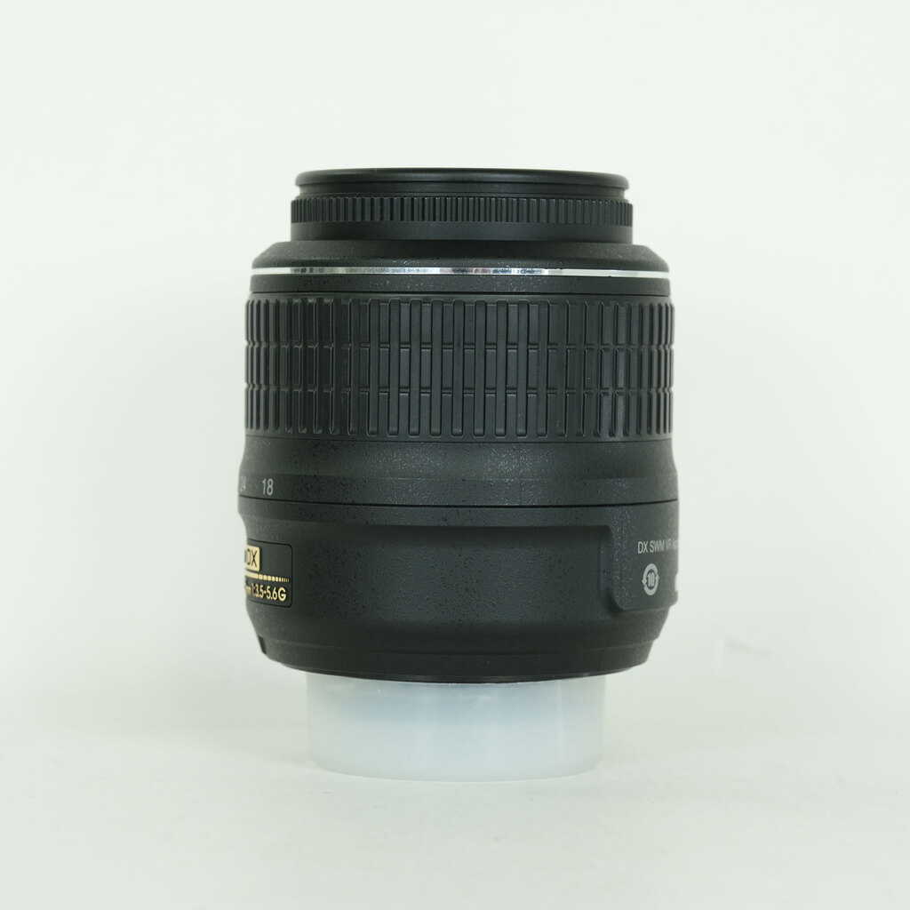 Nikon AF-S DX NIKKOR 18-55mm f3.5-5.6G VR II