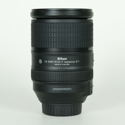 Nikon AF-S DX NIKKOR 18-300mm F3.5-5.6G ED VR Nikon AF-S DX NIKKOR 18-300mm F3.5-5.6G ED VR