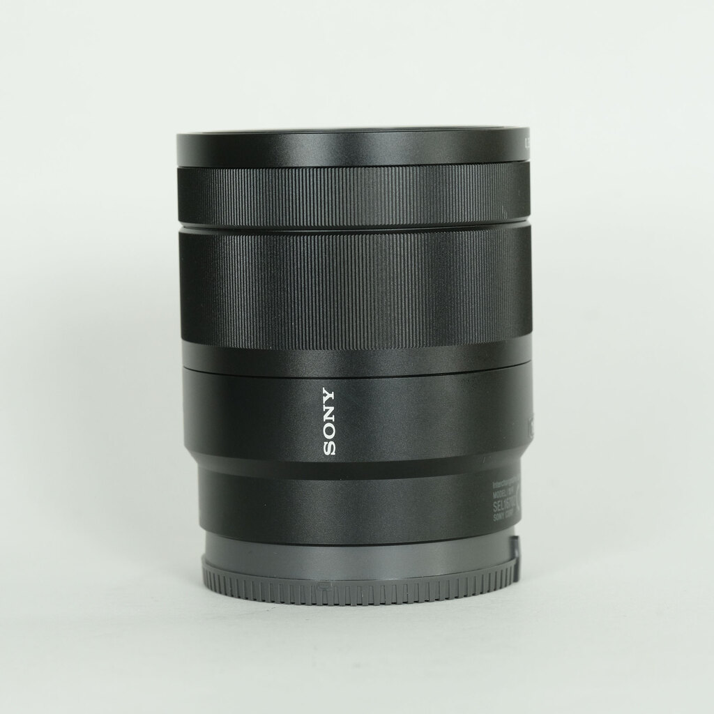 SONY Vario-Tessar T＊ E 16-70mm F4 ZA OSS SEL1670Z