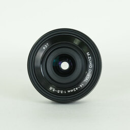 OLYMPUS M.ZUIKO DIGITAL ED 14-42mm F3.5-5.6 EZ ブラック