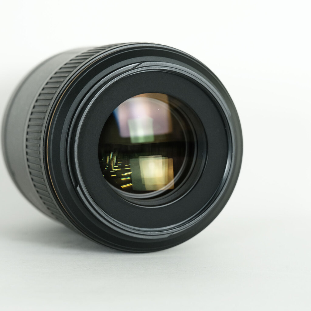 Nikon AF-S VR Micro-Nikkor 105mm f/2.8G IF-ED
