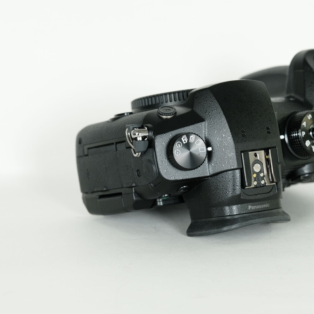 Panasonic LUMIX DC-GH5