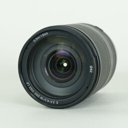 SONY E18-200mm F3.5-6.3 OSS LE SEL18200LE