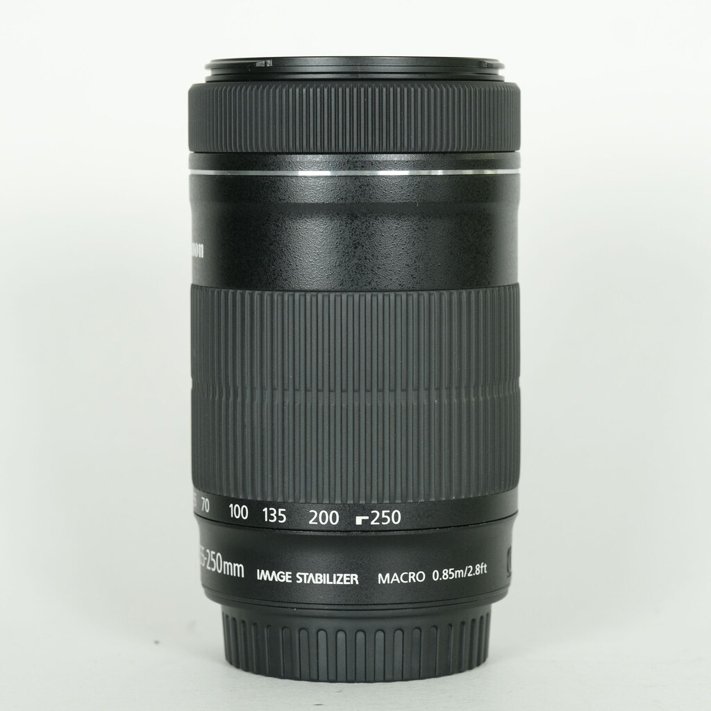 Canon EF-S55-250mm F4-5.6 IS STM Canon EF-S55-250mm F4-5.6 IS STM