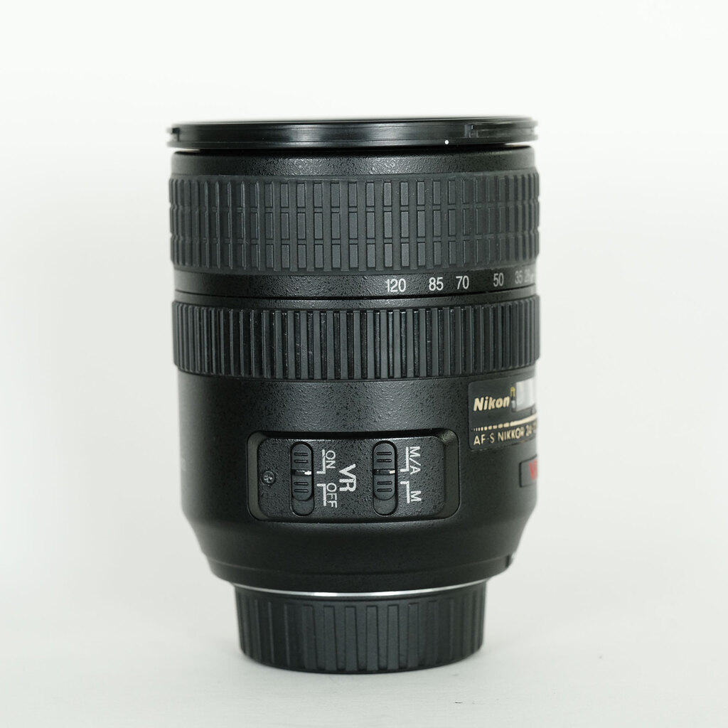 Nikon AF-S VR Zoom-Nikkor 24-120mm F3.5-5.6G IF-ED